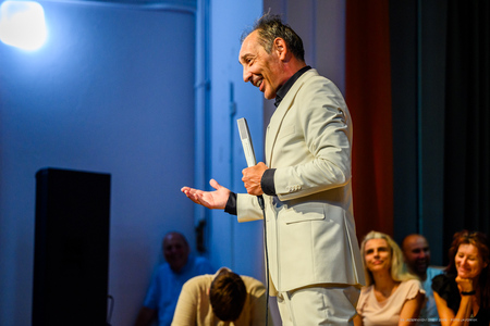 STAND UP (43 of 71)